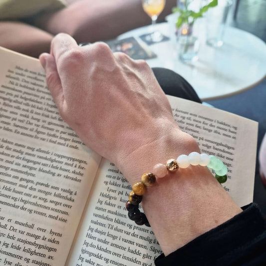 CHAKRA HEALING armbånd Agate, Aventurine, Tigers Eye, Diopside, Sodalite, Sunstone - bergamott DESIGN