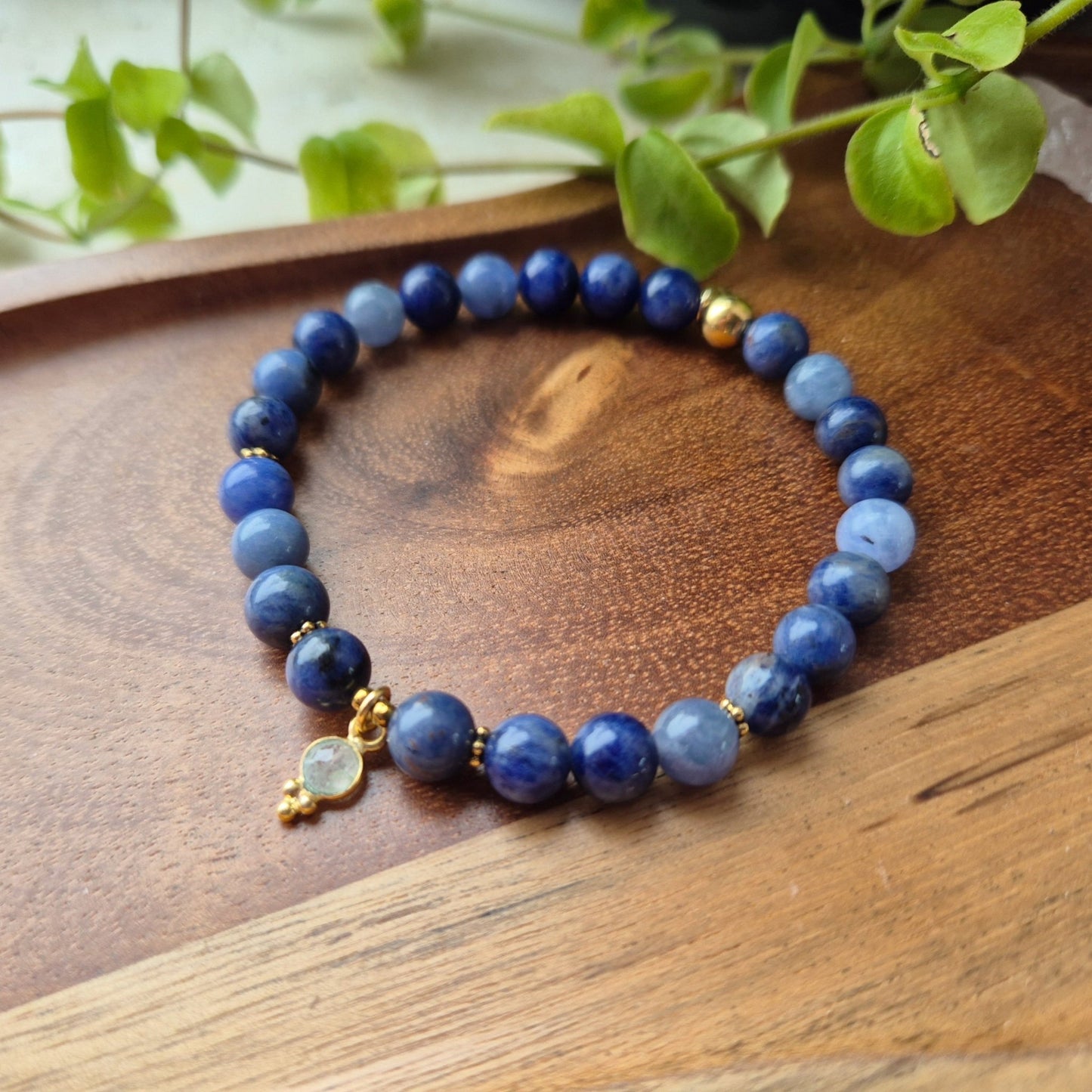 INDRE VISDOM armbånd Sodalite, Aquamarine - bergamott DESIGN