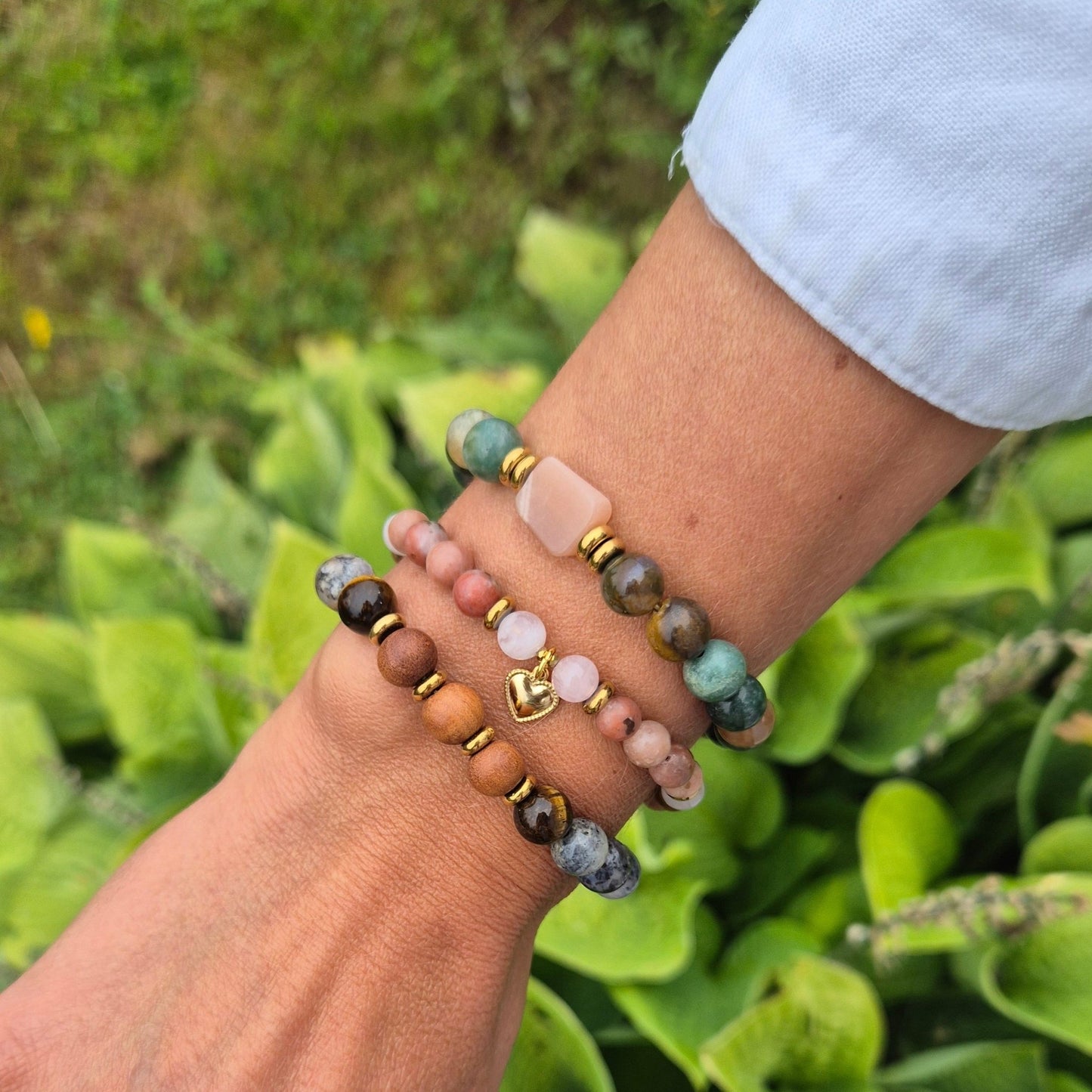 JORDNÆR STYRKE armbånd Dendritic Agate, Tigers Eye, Sandalwood - bergamott DESIGN