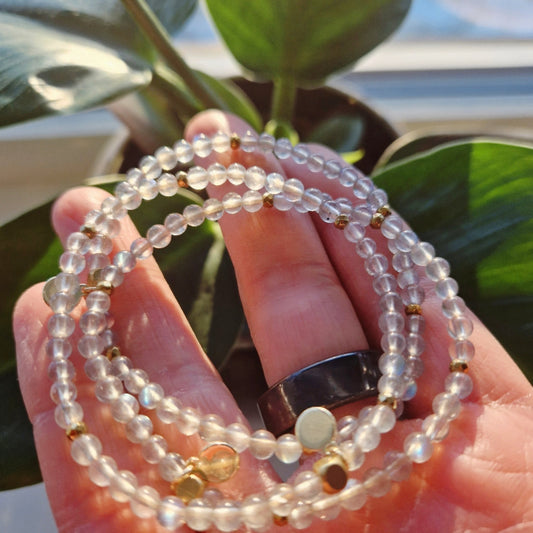 MAGISK Petite armbånd Labradorite - bergamott DESIGN