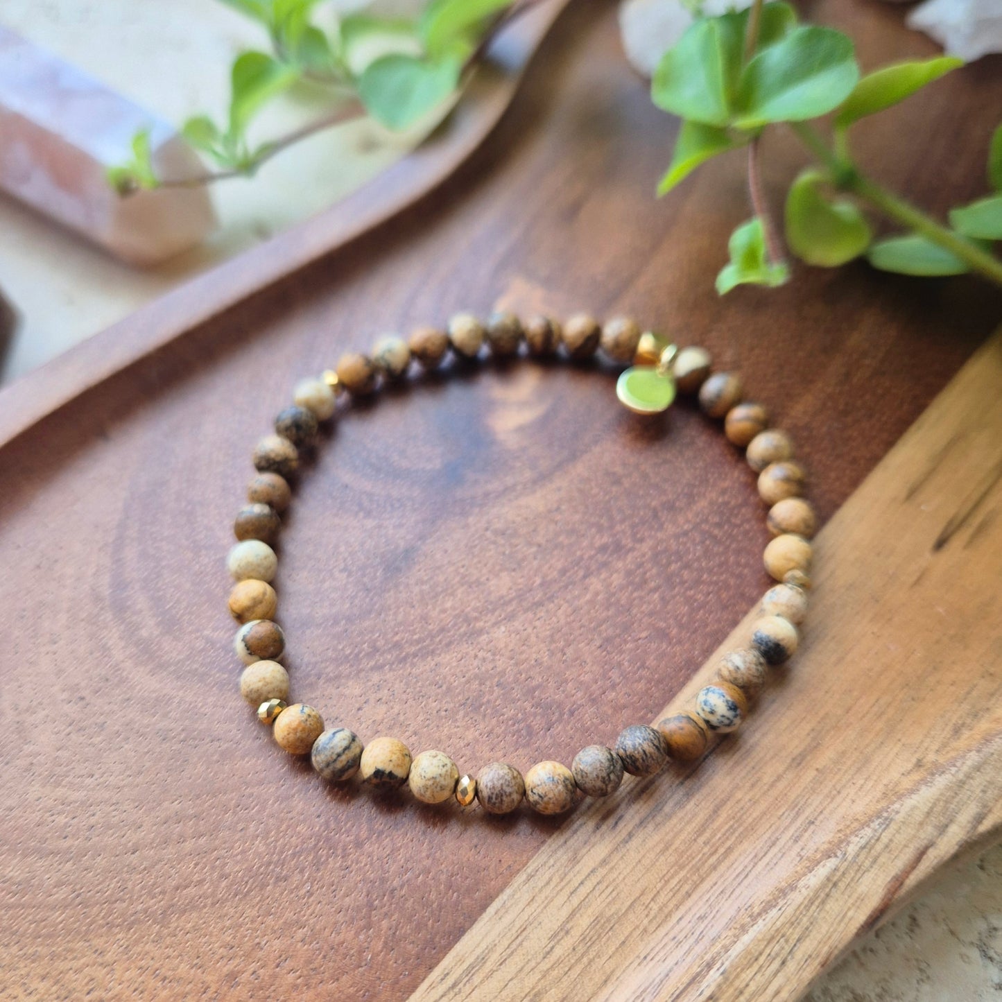 JORDENDE BEVISSTHET Petite armbånd Picture Jasper