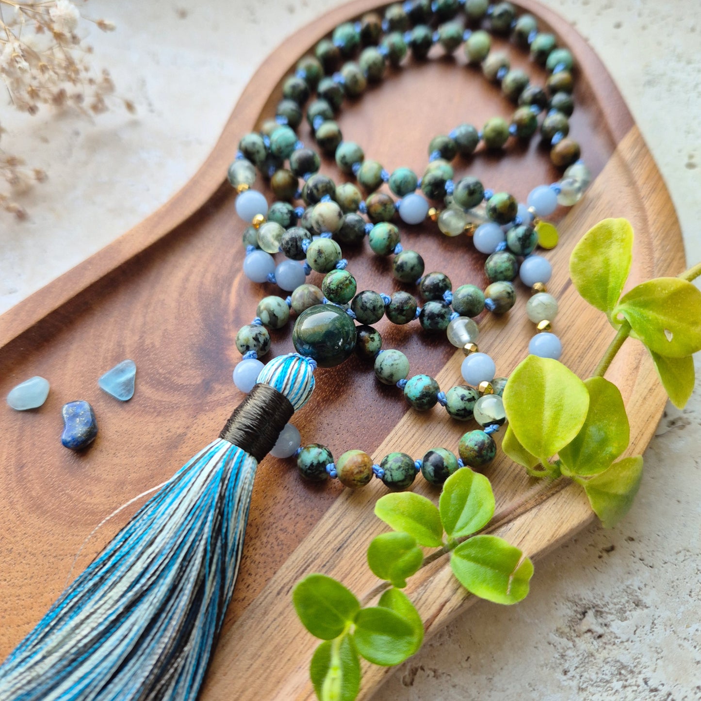 HVA VENTER JEG PÅ mala African Turquoise, Angelite, Prehnite