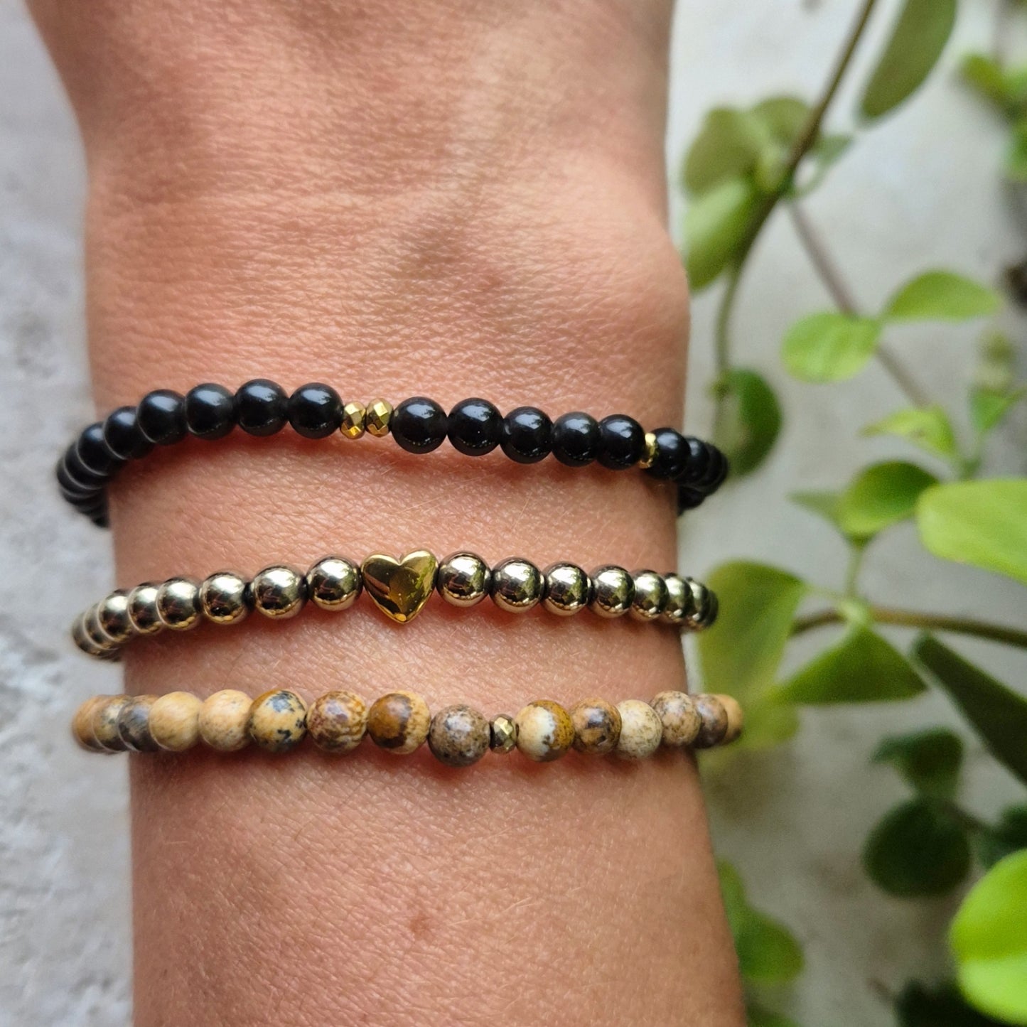 HELHET Petite Hematite