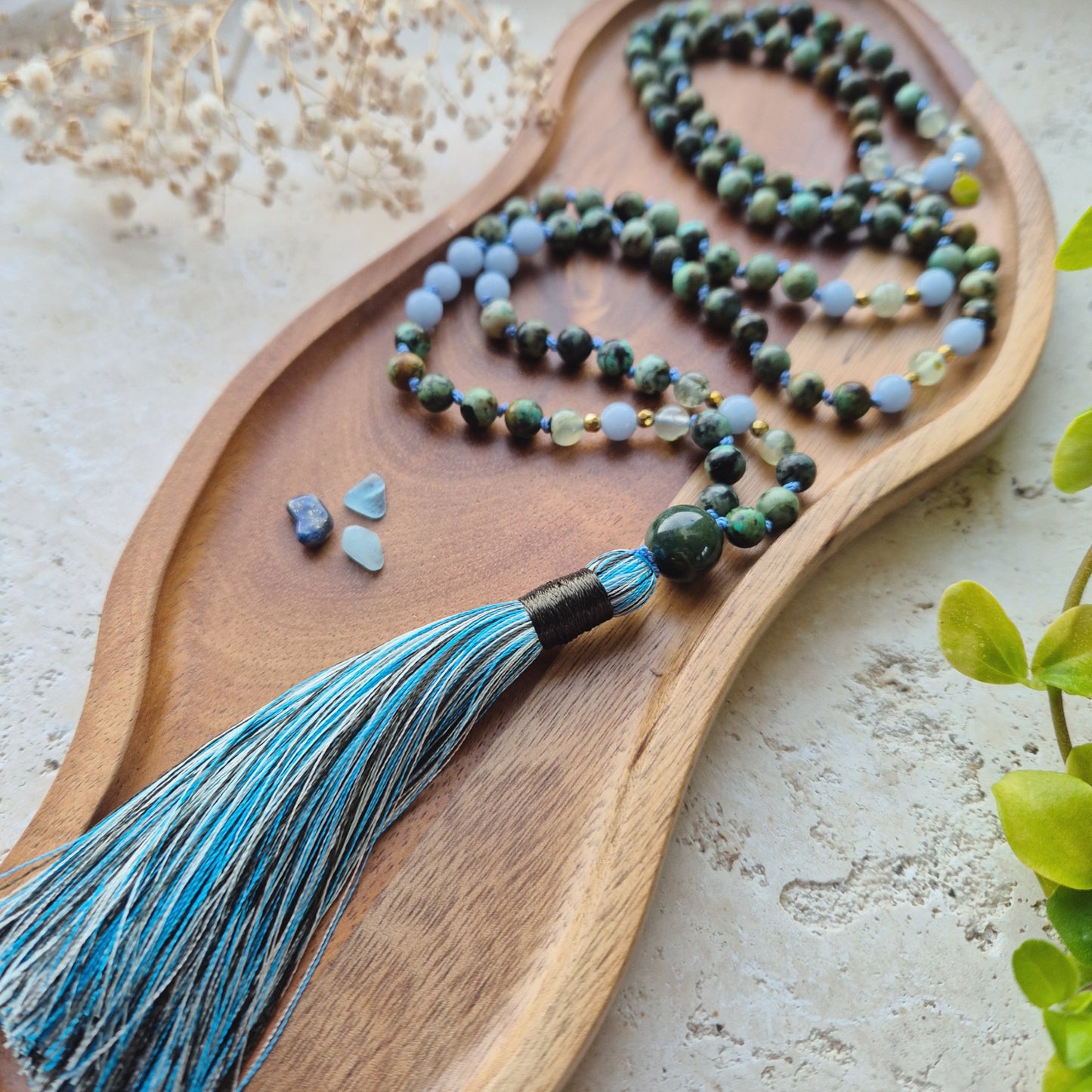 HVA VENTER JEG PÅ mala African Turquoise, Angelite, Prehnite