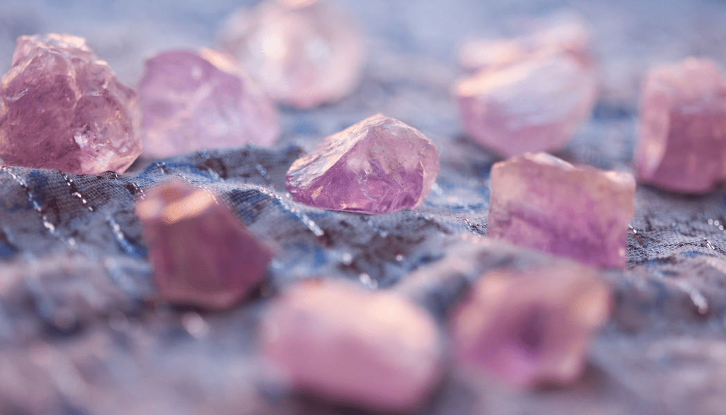 💗 Rose Quartz: Krystallen for kjærlighet – til deg selv og andre - bergamott DESIGN