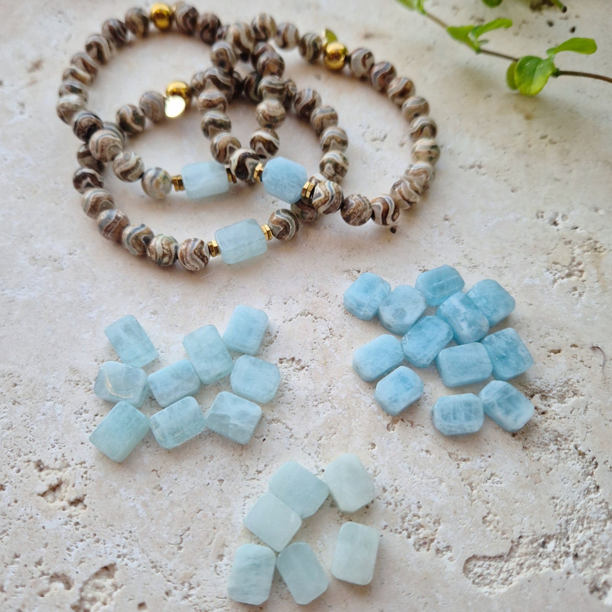 BEROLIGENDE LYKKE armbånd Tibetan Agate, Aquamarine - bergamott DESIGN