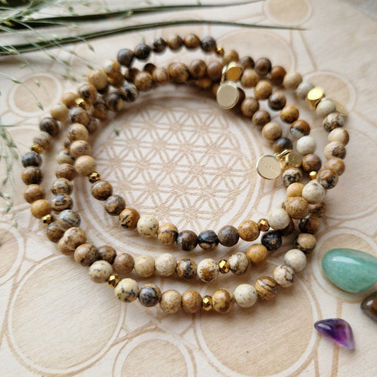 JORDENDE BEVISSTHET Petite armbånd Picture Jasper - bergamott DESIGN