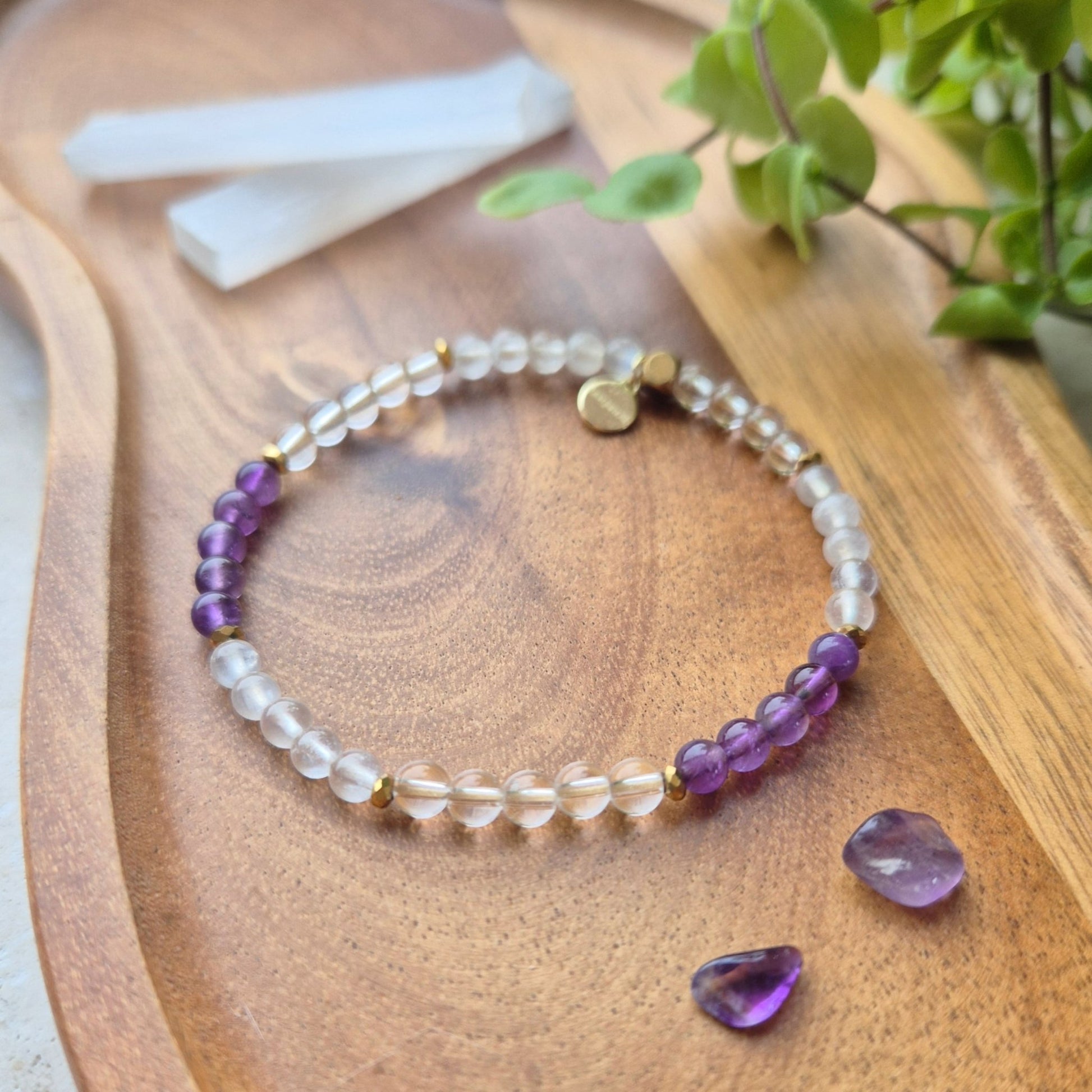 MEDITASJON Petite armbånd •Intuisjon •Indre visdom •Klarhet - bergamott DESIGN