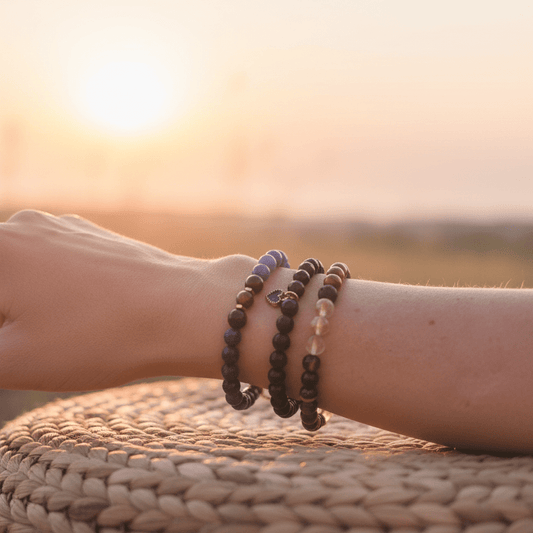 MODIG STABILITET | Mot | Forankring - bergamott DESIGN