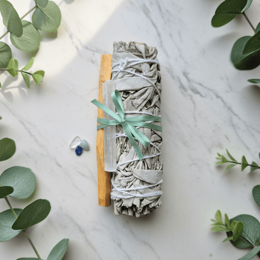NY START BASIS rensesett m/ Hvit Salvie, Palo Santo, Selenite stav Smudging - bergamott DESIGN