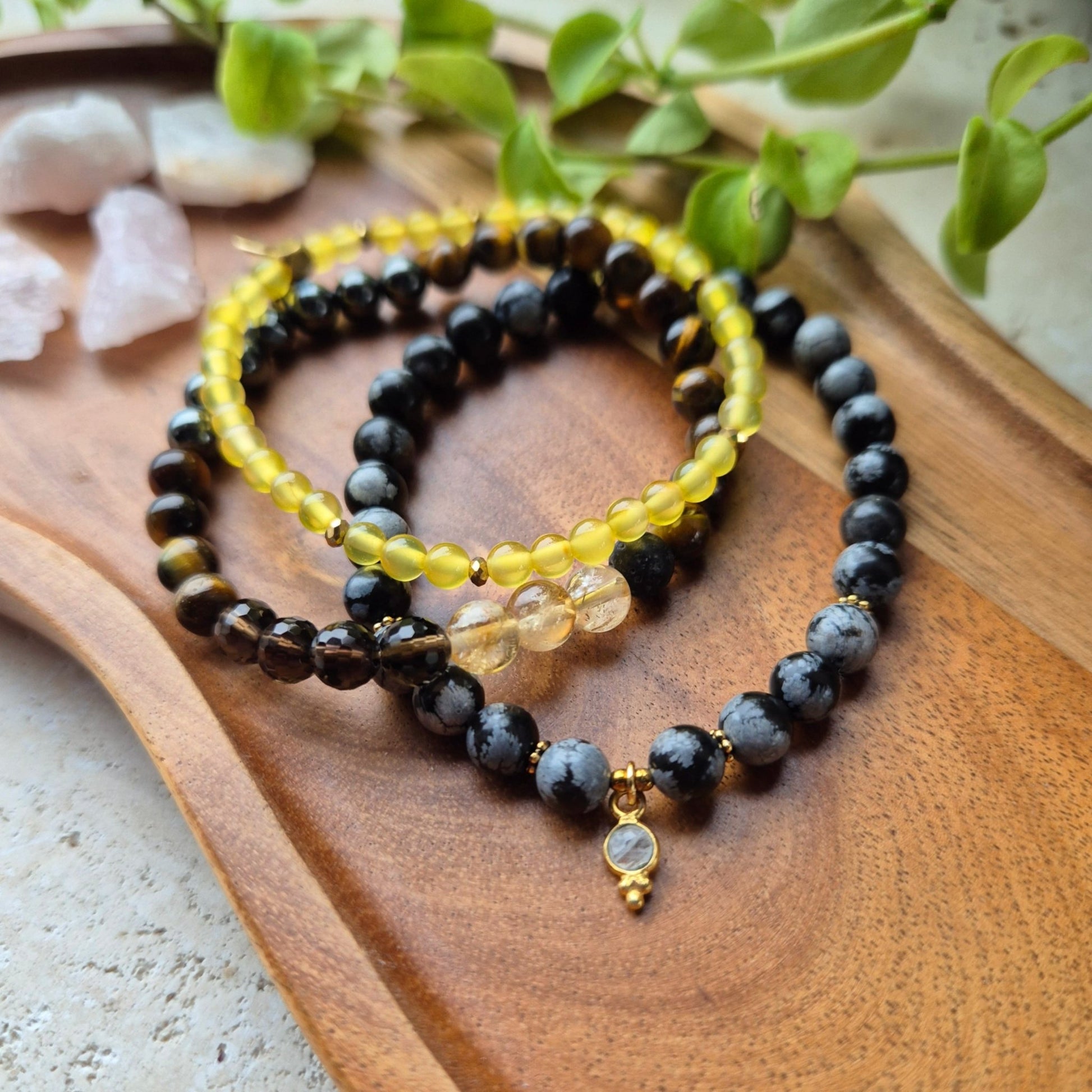 TILSTEDEVÆRELSE armbånd Snowflake Obsidian, Moonstone - bergamott DESIGN