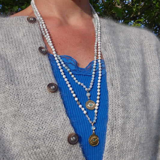 TILSTEDEVÆRENDE BALANSE Petite mala Howlite, Opalite - bergamott DESIGN